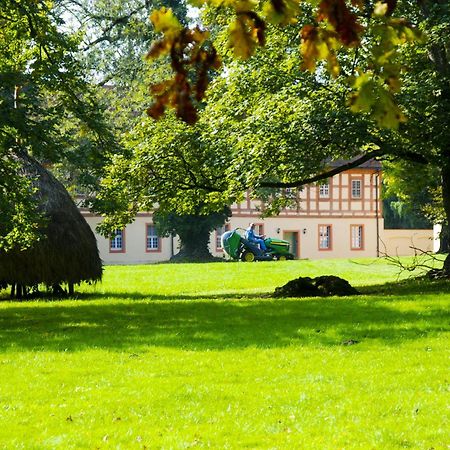 Urlaubsresidenz Marstall Und Kanzlei Im Schlossensemble 吕本瑙 外观 照片