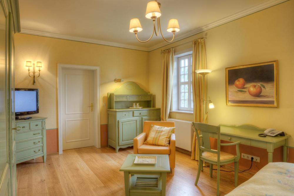 Urlaubsresidenz Marstall Und Kanzlei Im Schlossensemble 吕本瑙 客房 照片