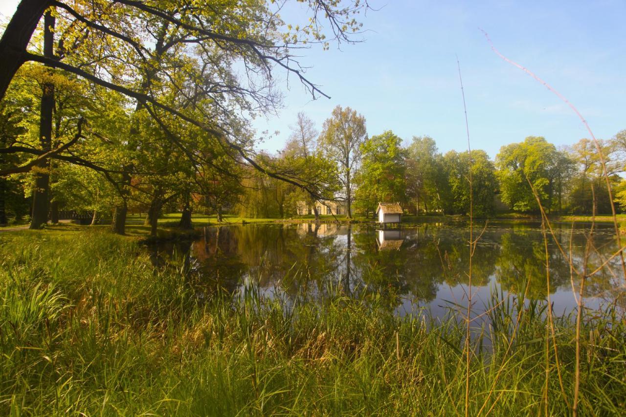 Urlaubsresidenz Marstall Und Kanzlei Im Schlossensemble 吕本瑙 外观 照片
