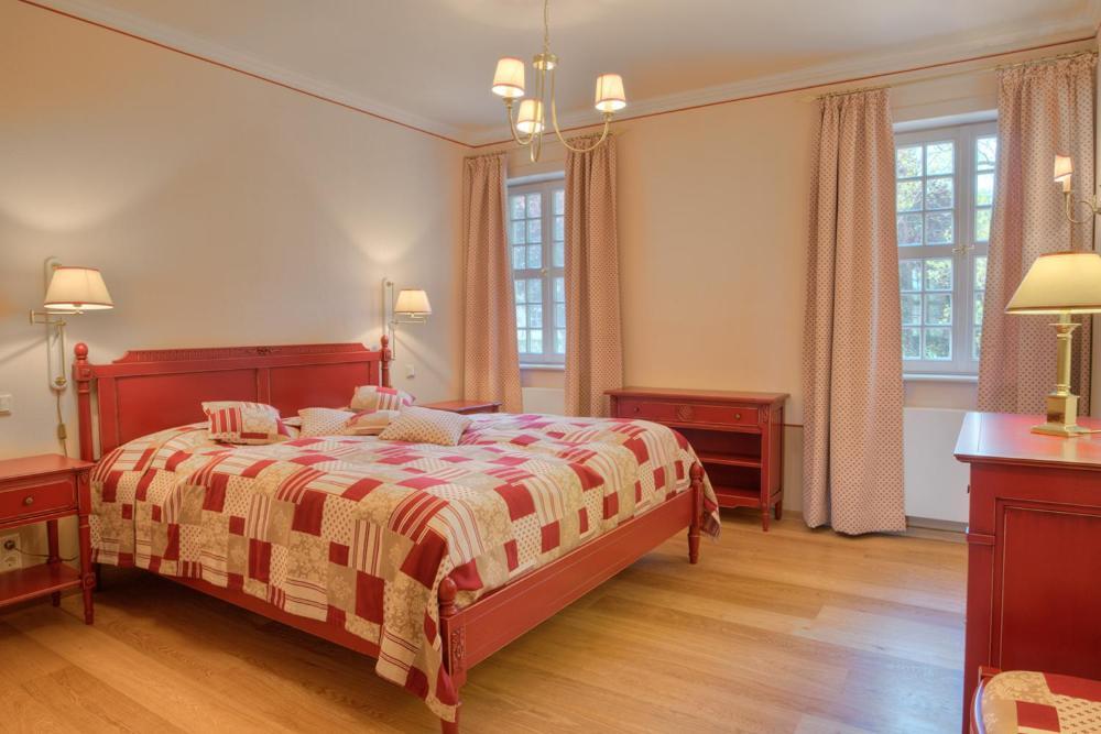 Urlaubsresidenz Marstall Und Kanzlei Im Schlossensemble 吕本瑙 外观 照片