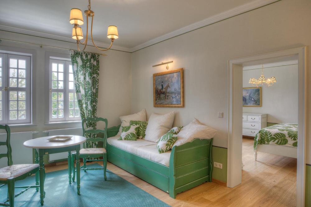 Urlaubsresidenz Marstall Und Kanzlei Im Schlossensemble 吕本瑙 外观 照片