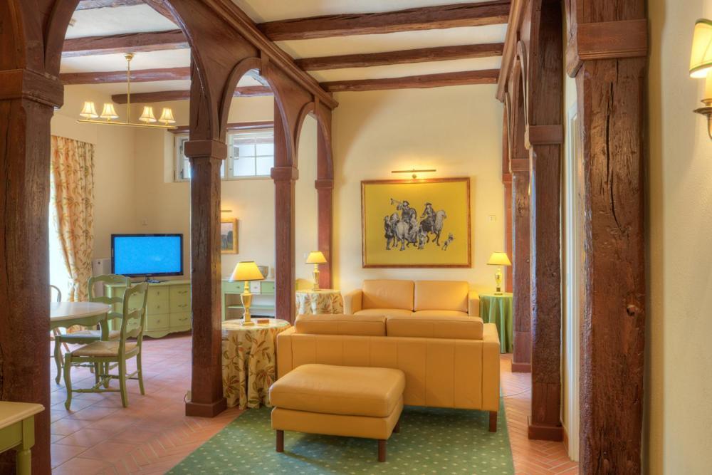 Urlaubsresidenz Marstall Und Kanzlei Im Schlossensemble 吕本瑙 外观 照片