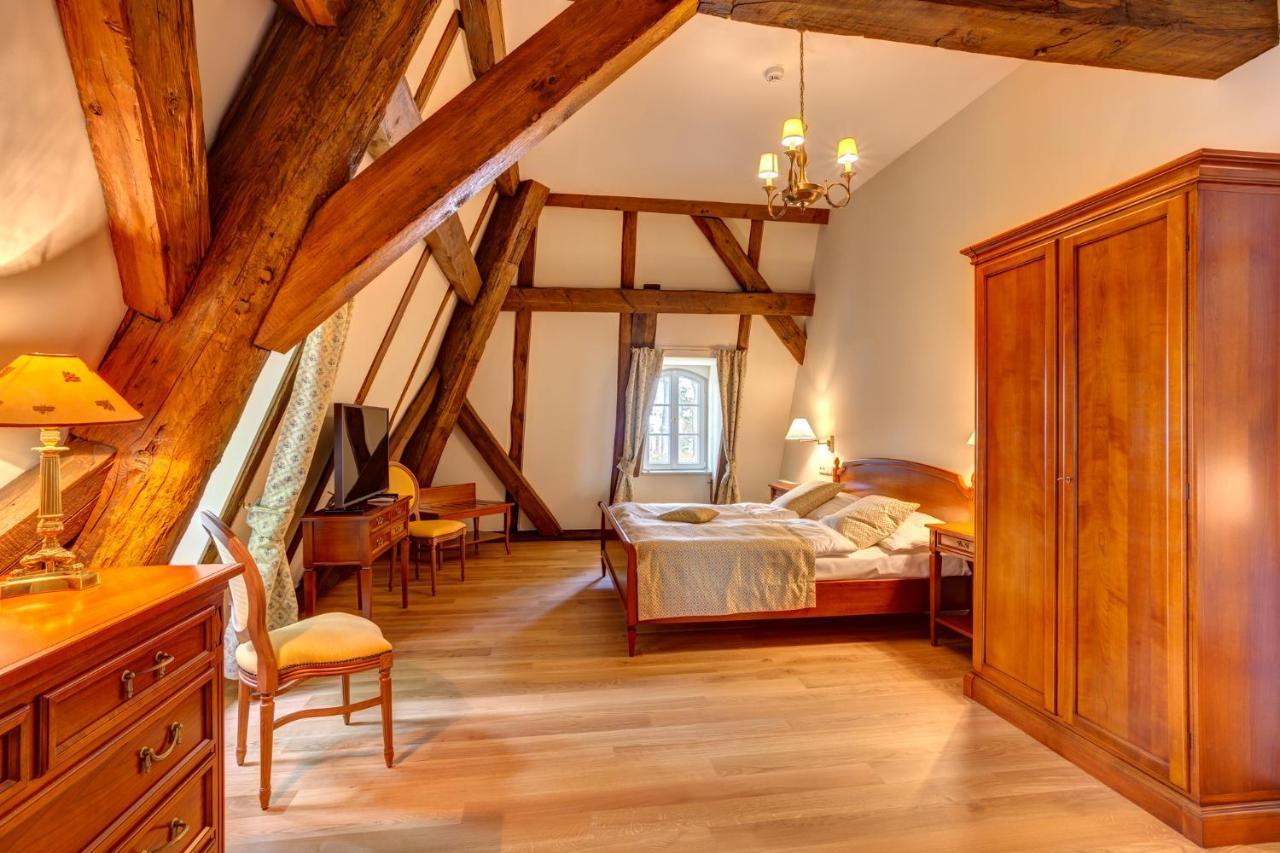 Urlaubsresidenz Marstall Und Kanzlei Im Schlossensemble 吕本瑙 外观 照片