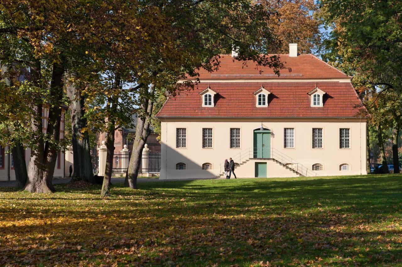 Urlaubsresidenz Marstall Und Kanzlei Im Schlossensemble 吕本瑙 外观 照片